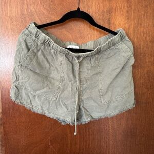Casual Olive Green Women's Shorts